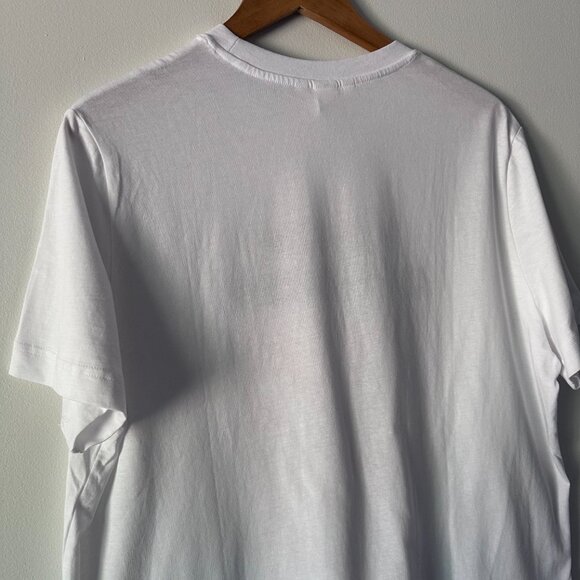 NWOT - H&M Printed T-Shirt Beach Explorer - Picture 6 of 7